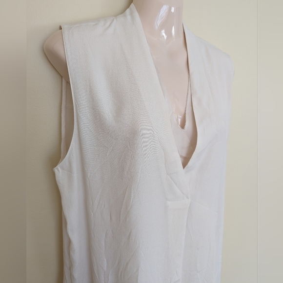 Repeat sleeveless airy breezy blouse ivory Large - Picture 8 of 11